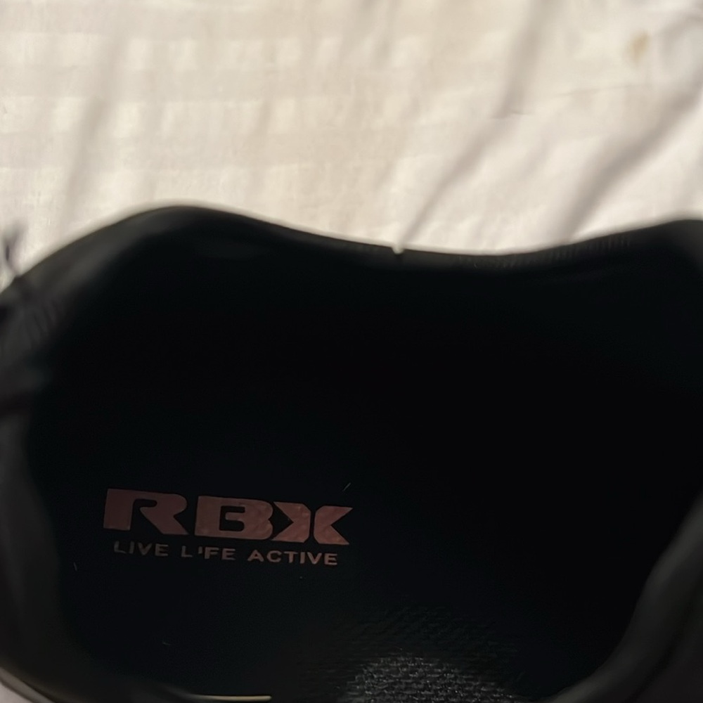 Reebok Sneaker - Picture 8 of 8